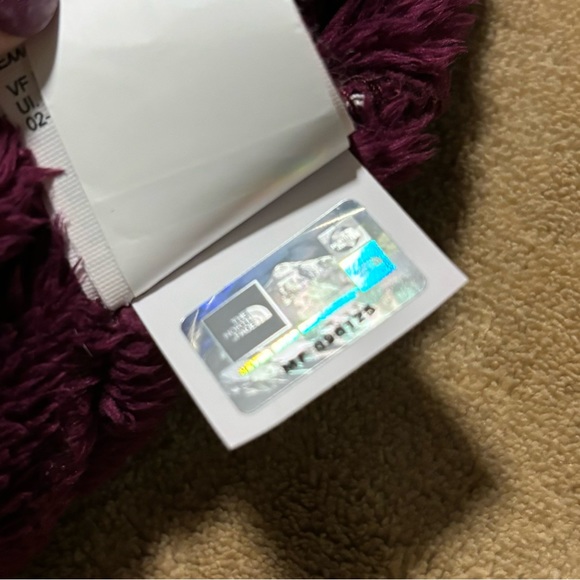 The North Face Unisex Beanie Denali Thermal Plush Fuzzy Soft Fleece - Picture 2 of 4